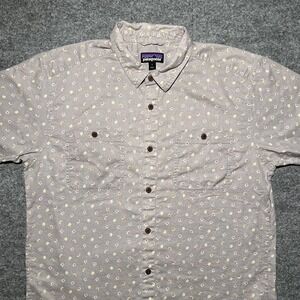 Patagonia Button Up Brown Floral Sunflower Hemp Organic Cotton Short Sleeve Sz L